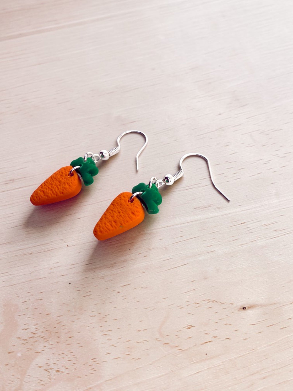 Articulated Carrot Dangles, product view 5